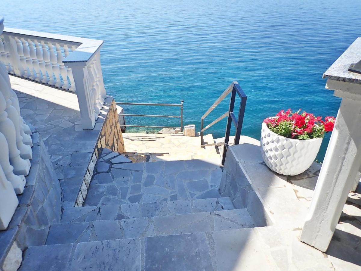 Apartments Lilly By The Sea Barić Draga المظهر الخارجي الصورة