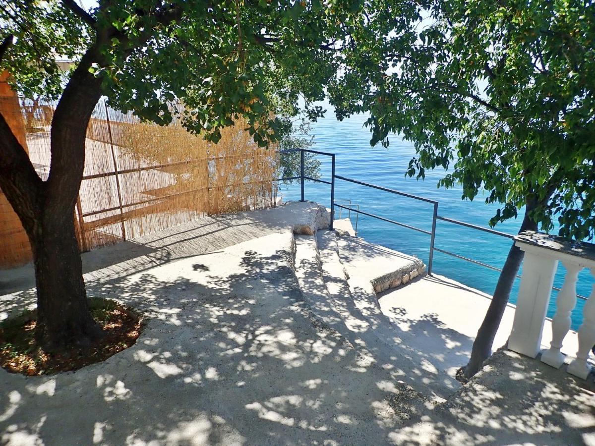 Apartments Lilly By The Sea Barić Draga المظهر الخارجي الصورة