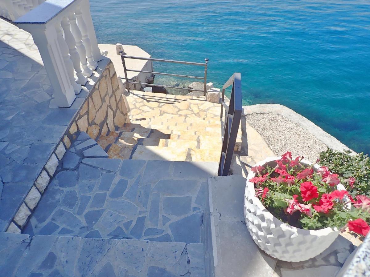 Apartments Lilly By The Sea Barić Draga المظهر الخارجي الصورة