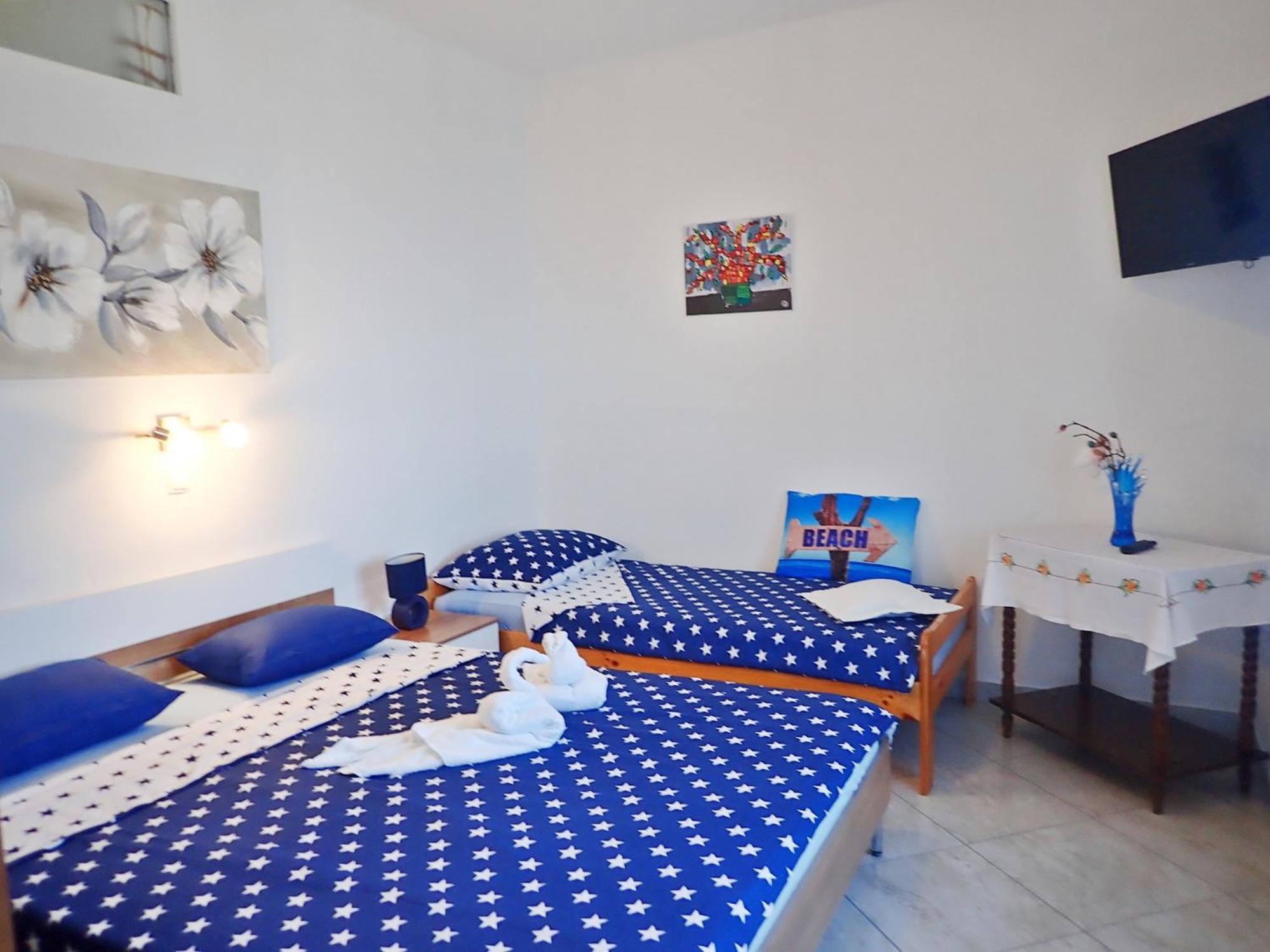 Apartments Lilly By The Sea Barić Draga الغرفة الصورة